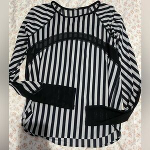 NWOT LULULEMON Long Sleeve